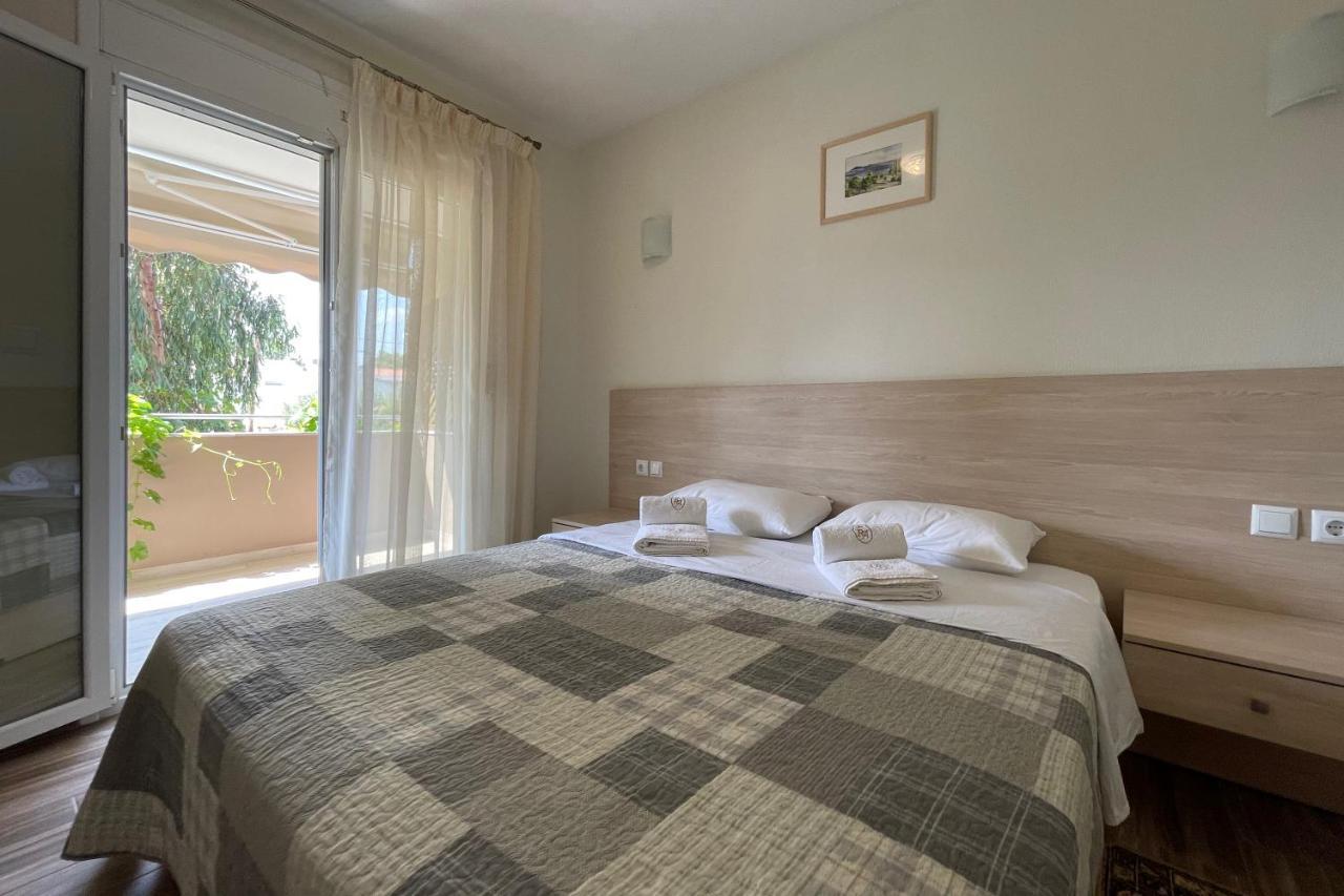 Royals Apartments 니키티 외부 사진