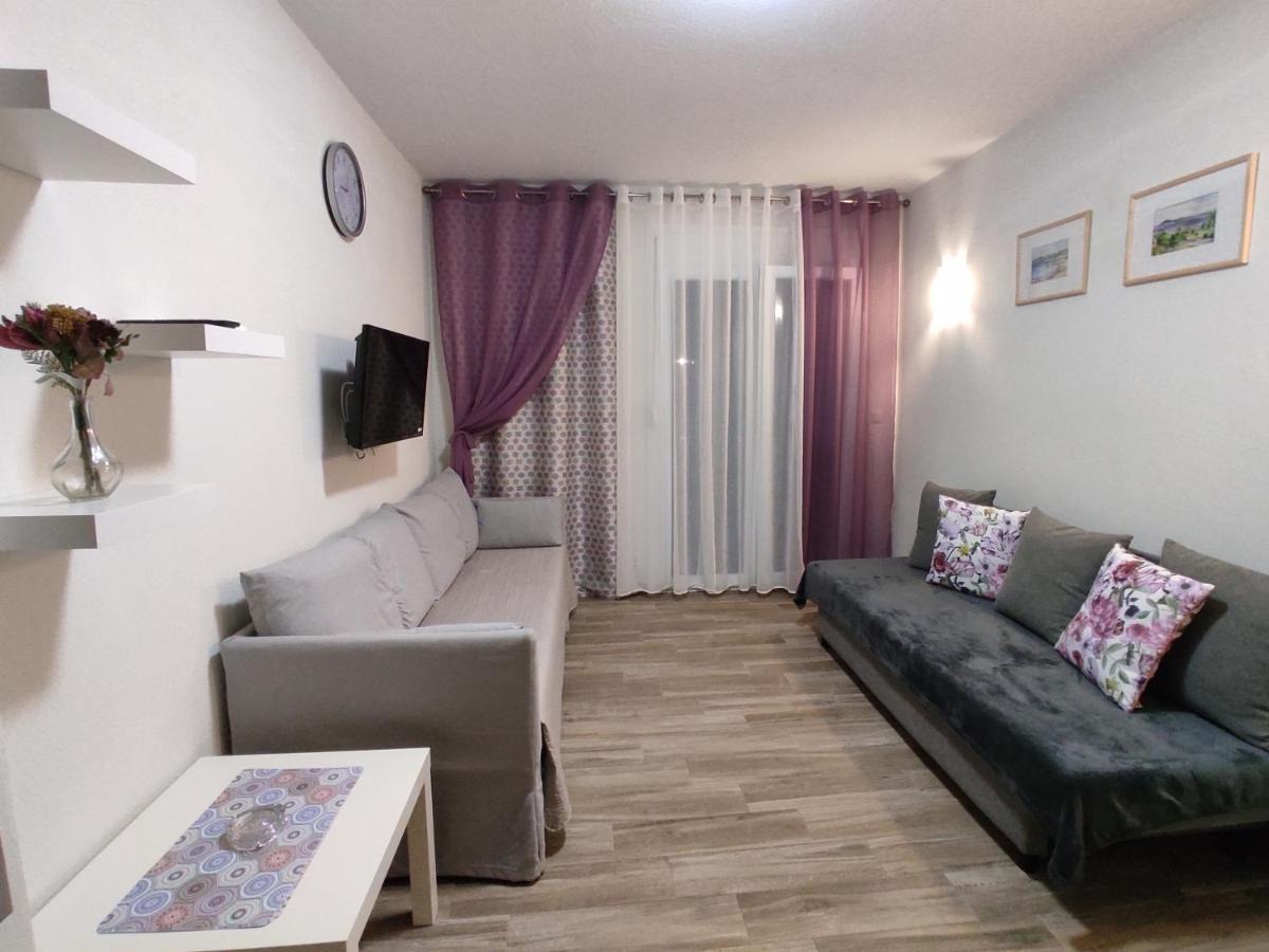 Royals Apartments 니키티 외부 사진