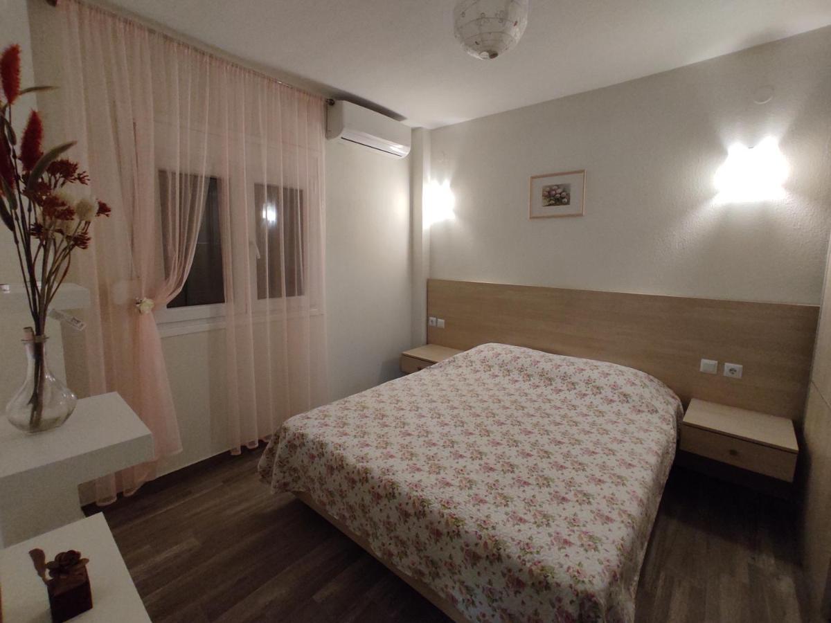 Royals Apartments 니키티 외부 사진
