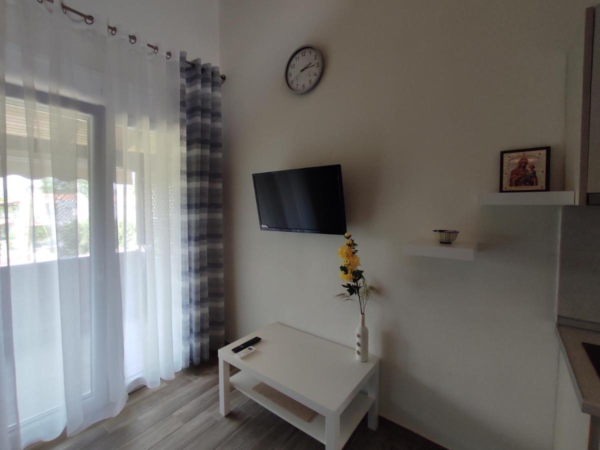 Royals Apartments 니키티 외부 사진